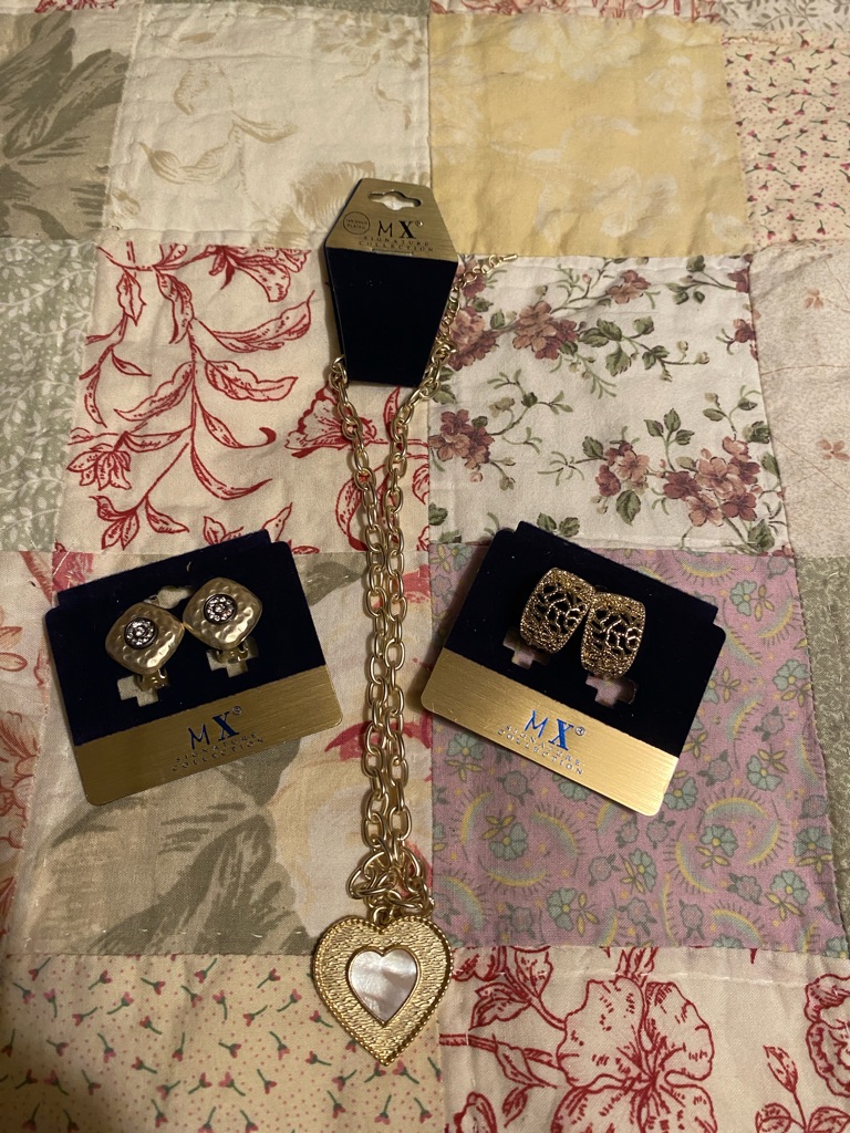 Mx Collection Gold-Tone Heart Pendant Necklace Matching Gold Clip On Earrings